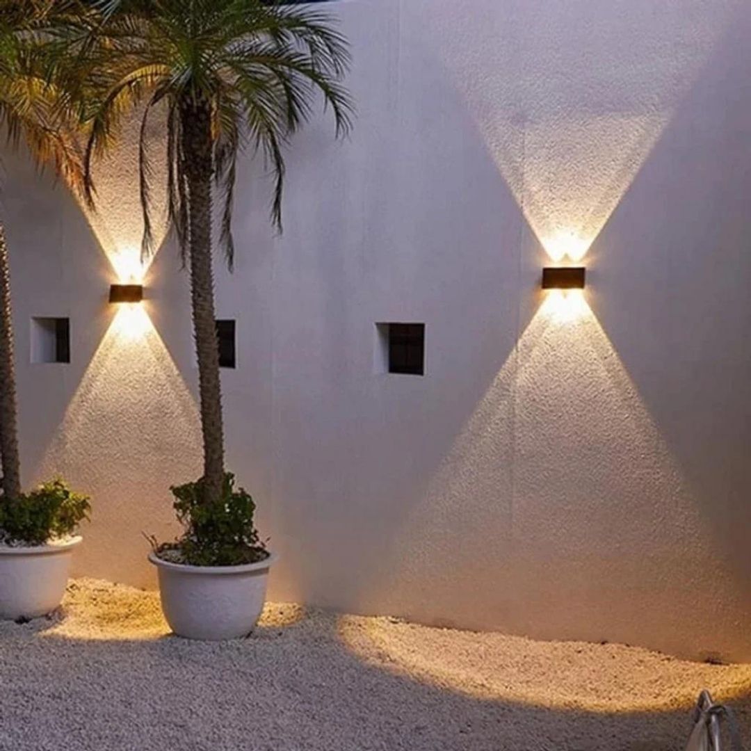 LIVSY | Solar Wall Light®